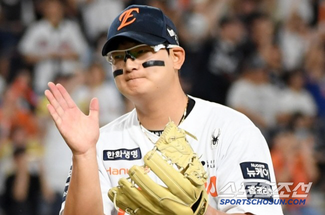 '1순위 유망주→부진→구속 감소→강속구 마무리→올스타 팬투표 1위' 김서현이 김서현에게 