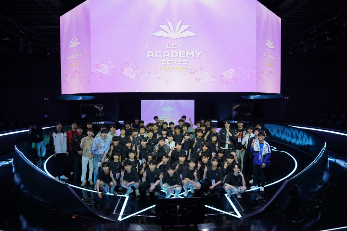 'LCK 아카데미 시리즈 트라이아웃', 지난 21~22일 50명 참가한 …