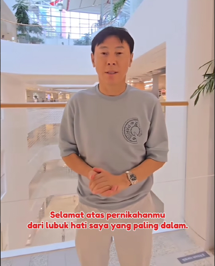 인도네시아는 신태용 버렸지만 신태용은 아니다...애제자 결혼까지 챙겨 화…