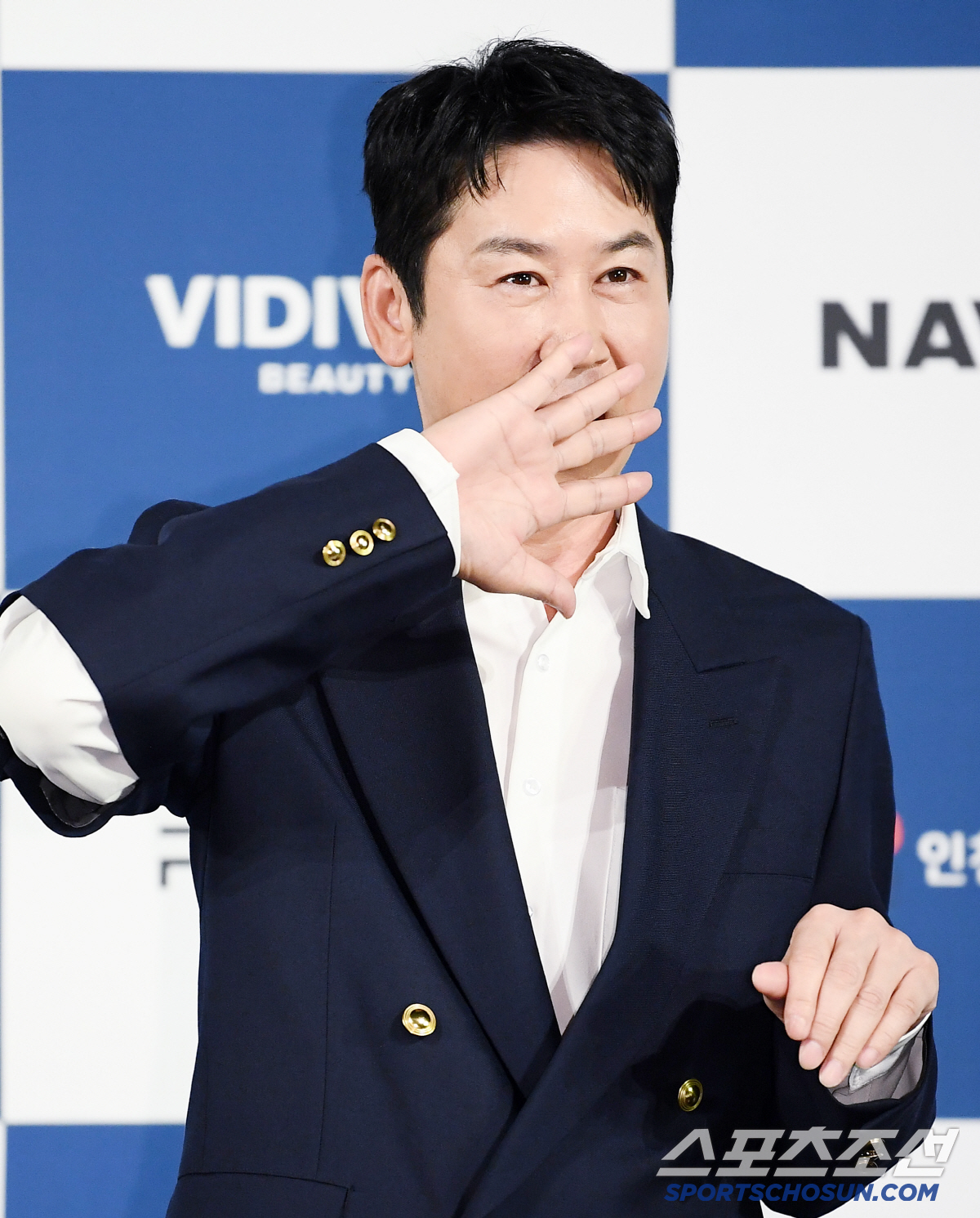 [SC현장]청룡 핸드프린팅 맞아? 덕밍아웃에 섭외전까지…"출연 기사 부탁…