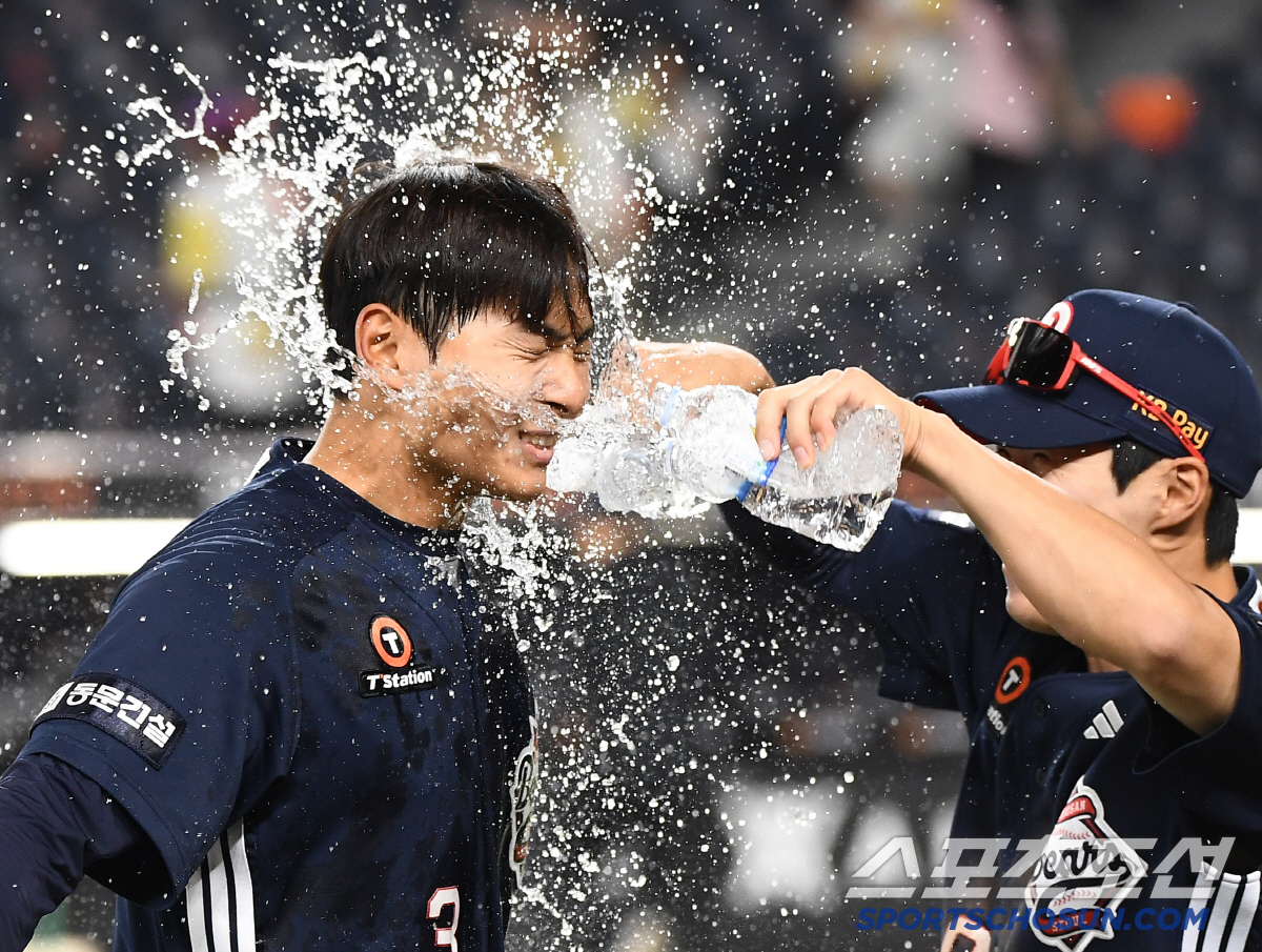 대역전 만루포의 주인공, 손가락 부러지고 울었다.. 일생일대 기회에서 4…
