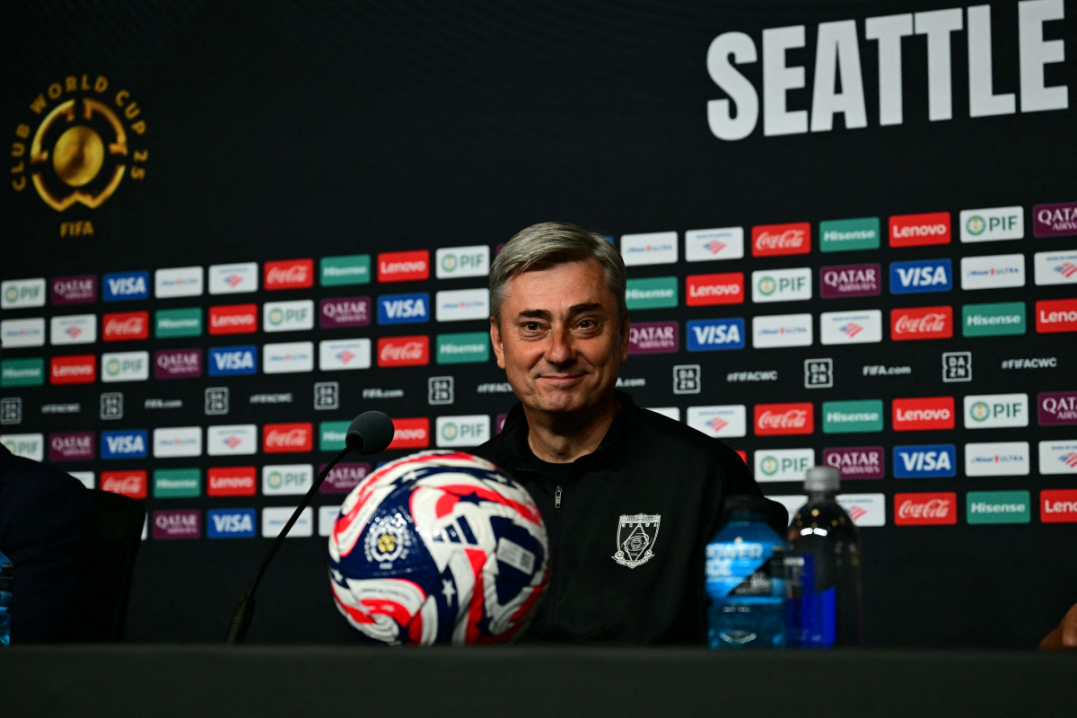 일본 축구 위상, 이 정도야?...레반도프스키+월드컵 거절하고 J리그 잔…