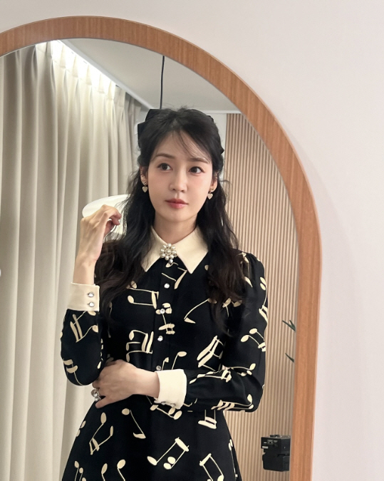 성유리, ♥안성현 석방 후 밝아진 얼굴...혈색 오른 얼굴로 커피 한 잔…