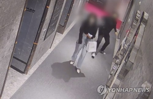 '부산 돌려차기' 피해자를 협박혐의로 고소한 20대, 무고 피소