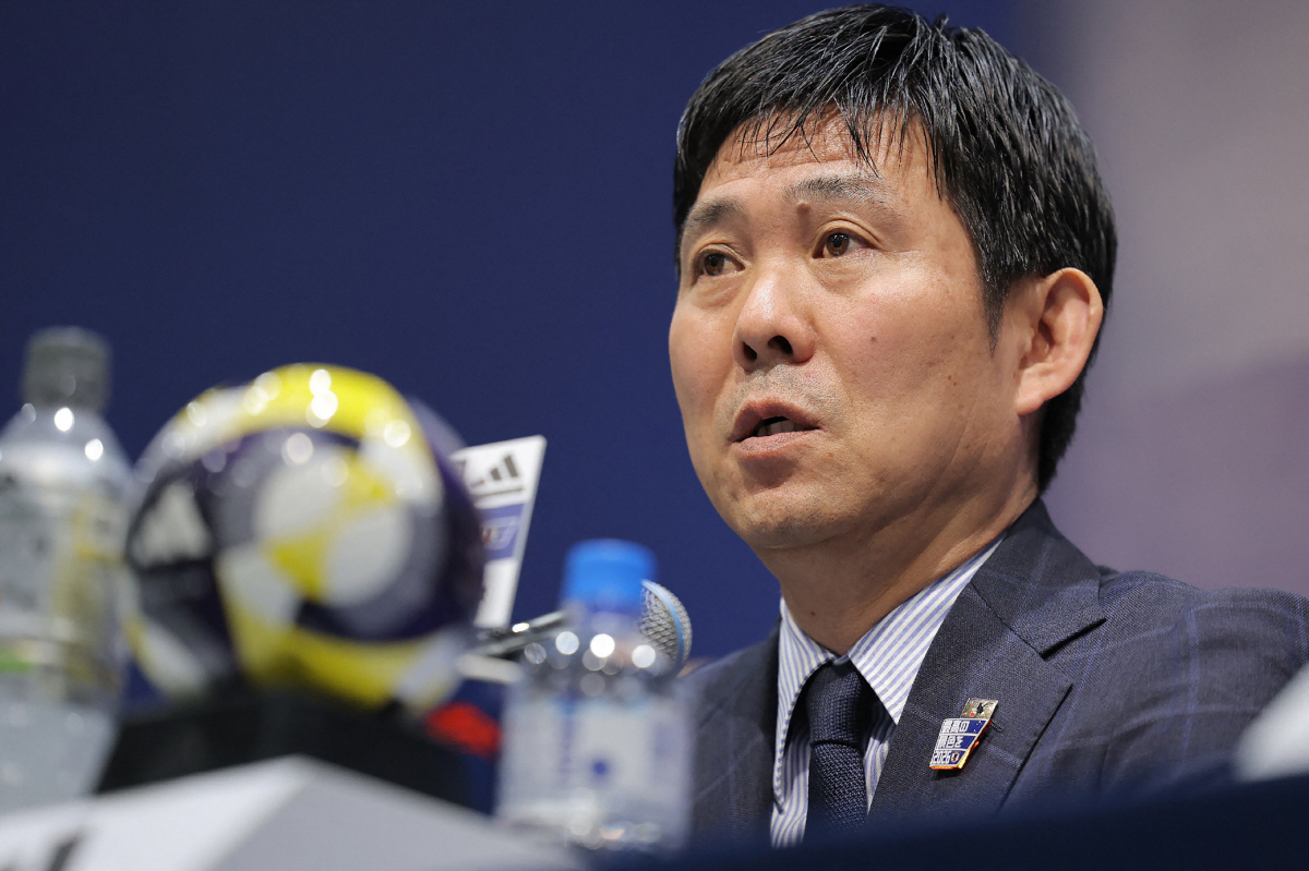 "일본은 월드컵 우승 도전" 日 감독의 헛된 희망 추가...'토트넘행 임…