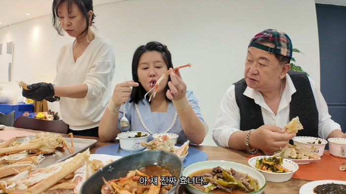 이용식, 아직은 손녀 보다 딸♥...출산한 딸 몸보신 위해 플렉스 "애썼…