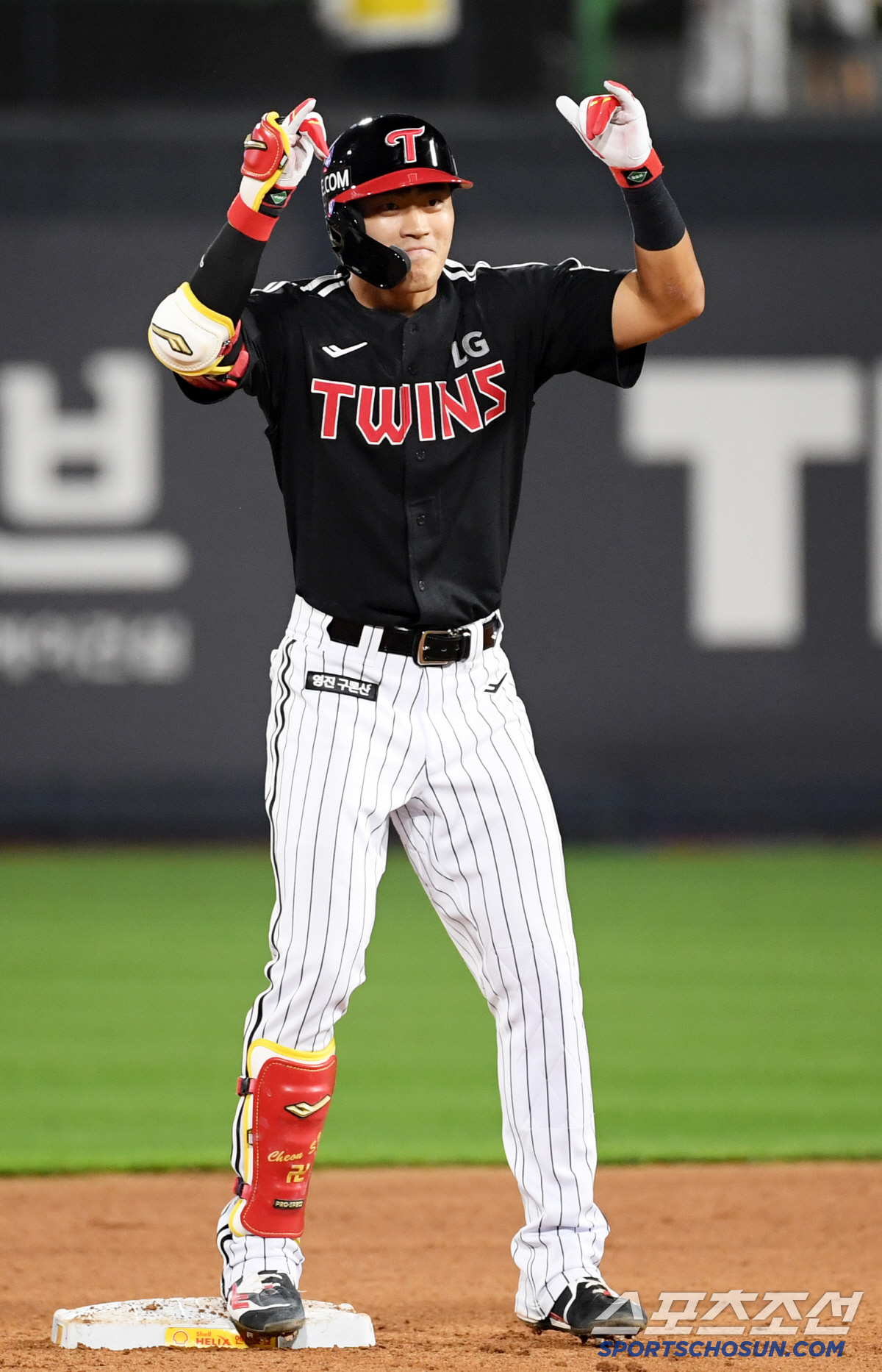 [포토] 천성호 '박영현 상대 2루타'