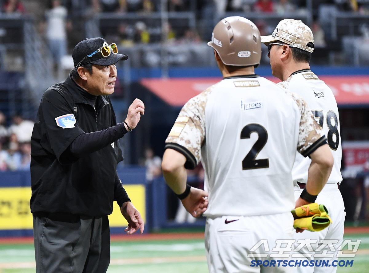 [포토] 이주형, 어이없는 견제사