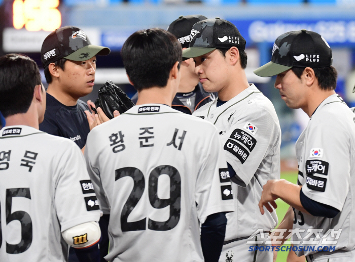 "오늘은 편하게 잘 수 있을 것 같다." 22세 158km 유망주가 이렇…