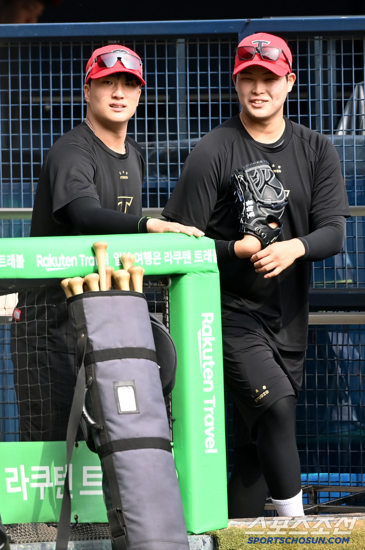 [포토] 정해영 최지민, 밝은 미소로 잠실에