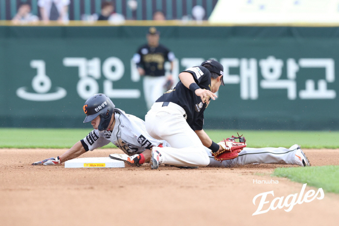 폰세가 또? 김강민 은퇴식에도 7이닝 1실점 포효 → 다승1위 재도약…'…