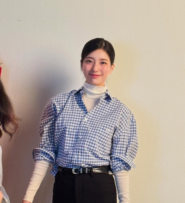 [SCin스타] “누가 꽃이야?” 수지, 청순 셀카 대방출
