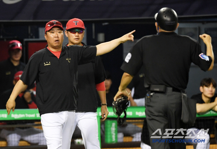 "타임 안 했어? 야 들어가"…명확한 오스틴 잘못, 감독도 인정한 '혼란…