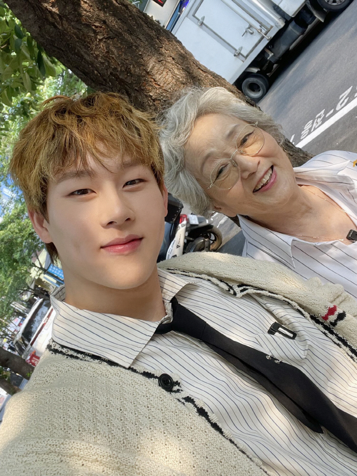 주헌, 9년째 ‘여사친’ 배우 김영옥과 데이트..“군대서도 생각나”