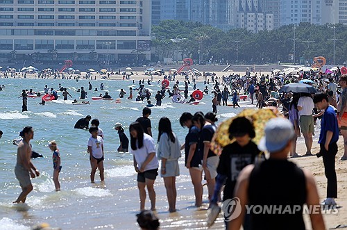 부산·울산·경남 무더위 계속…낮 최고 28∼36도