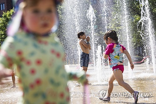 폭염에 '차 안 아동 열사병' 경보…미국서 벌써 9명 사망