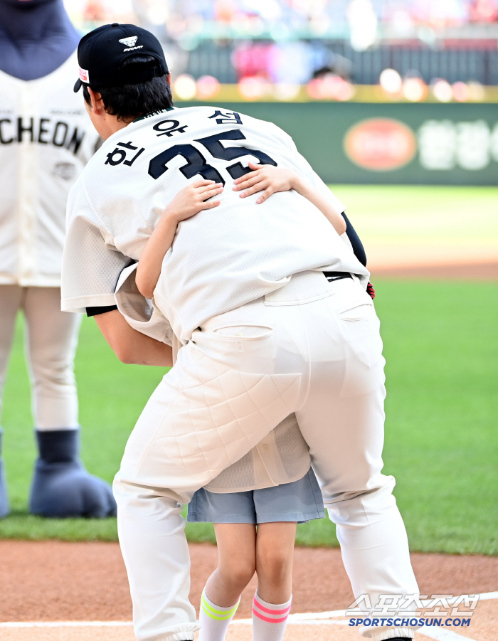'입단 목표' 달성→'승리요정' 딸 시구에 '결정적 한방'까지…"(한)유…