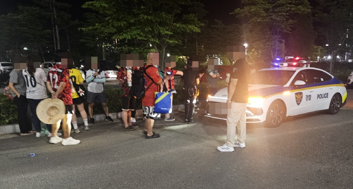 [현장에서]'경찰까지 출동' 박동진 논란→윤정환 감독 분노, 김포vs인천…