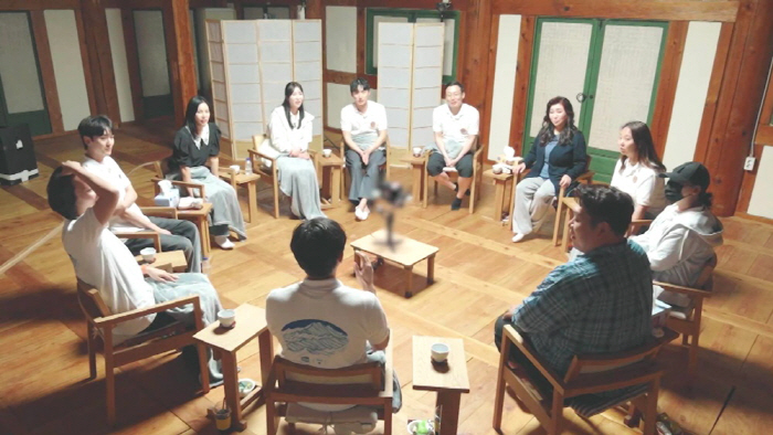 오은영, 마스크걸 "너무 힘들다" 합숙 첫날 템플스테이 무단 이탈에 '충…
