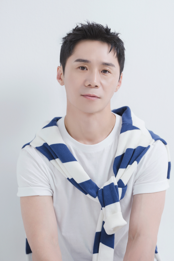 '미지의 서울' 임철수 “휠체어 연기, 시선까지 고민…타이 매듭도 교정”