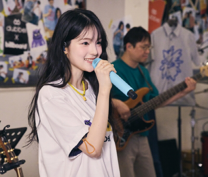 라이브+소통 빛났다…규빈, 팬들과 '빌보드 온 유' 공연 성료