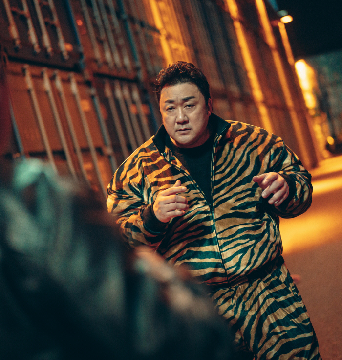 [공식]'거룩한 밤'은 망했는데…마동석, '트웰브'로 KBS 드라마 살릴…