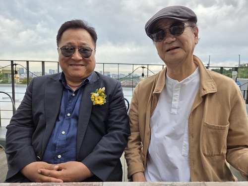 해바라기 "사랑은 줄 때도 받을 때도 행복, 평생 노래한 이유죠"