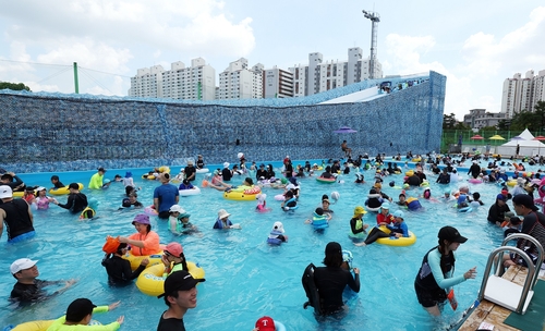 100ｍ 워터슬라이드에 마술쇼까지…'노원워터파크' 17일 개장