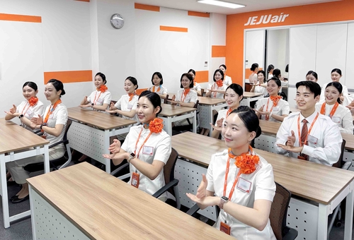 제주항공, 두 자릿수 신입 객실승무원 공채…10일까지 원서 접수