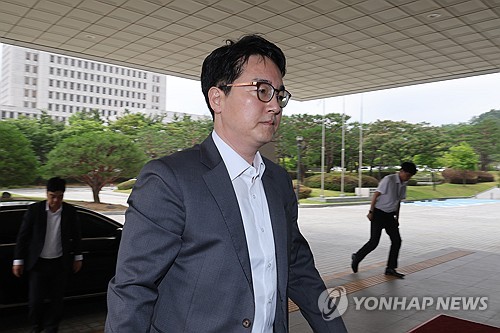 국정위, 내일 검찰 업무보고 또 연기…"검찰 내부 상황 고려"