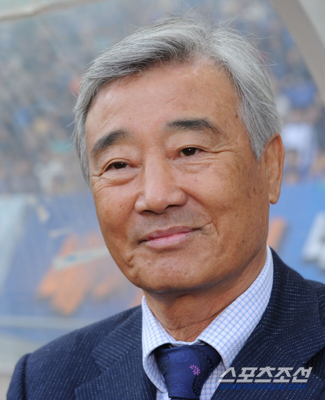 골키퍼만 빼고 전 포지션 소화 유상철, 김주성부터 정몽준 회장, 김호 감…