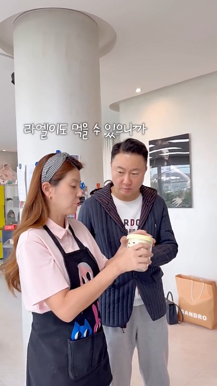 '주영훈♥' 이윤미, 제주 여행中 남편 119구급차→응급실行…"새벽 1시…