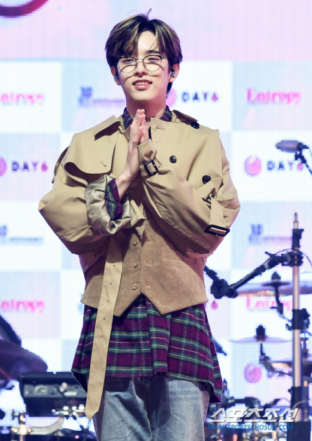'데이식스 탈퇴' 제이, '비인기 멤버 차별' 서러움 폭로 "한국에서 나…