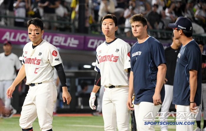 [포토] 롯데 '졌지만 잘 싸웠다'