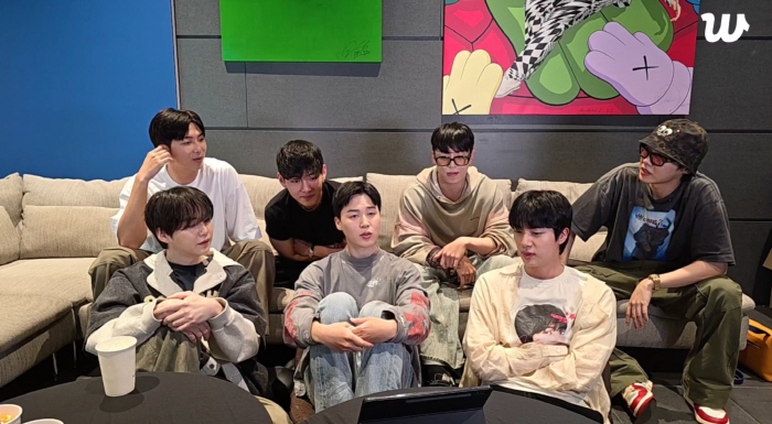 '군백기 끝' 방탄소년단, 내년 봄 완전체 컴백 "초심으로 돌아갈 것"