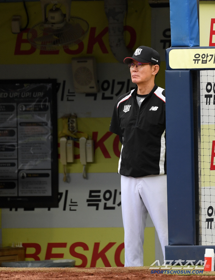 최강야구, 이강철 감독에게 끝까지 무례할수가…치졸한 변명, 선 넘었다