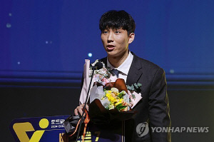 프로배구 남자부 평균 보수 2억3천400만원…KB손보 최고 상승폭