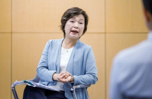 홍콩 교육장관 