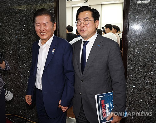 정청래·박찬대 "폭풍처럼 몰아쳐 끝을 봐야"…고강도 檢개혁 예고
