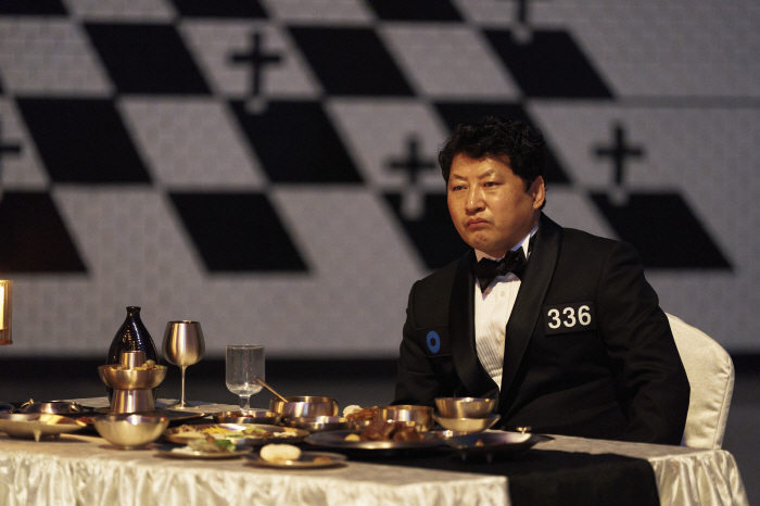 [공식] 전세계 가장 인기있는 시리즈 증명..'오징어 게임3', 공개 3…