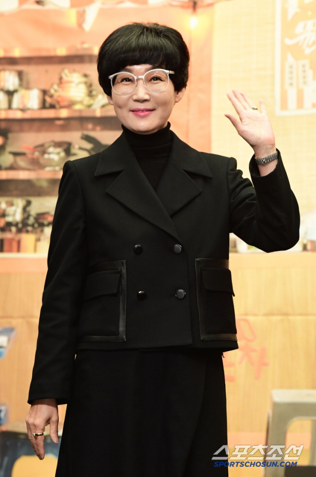 '최양락♥' 팽현숙 저속노화 비결…"남편과 매일 키스한다" 79禁 비밀 …