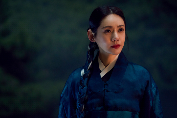 "웃는데 무서워"…추자현, '견우와 선녀' 빌런 첫 등장..냉기로 안방 …