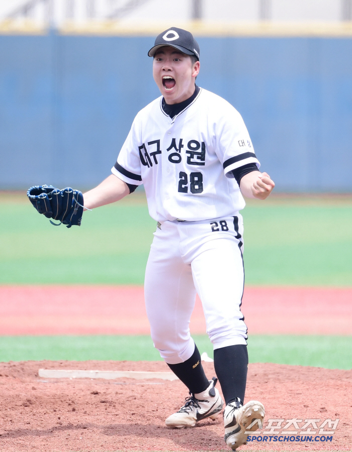 'KIA 슬라이더 장인'이 떠오른다...고고생인데 구종 가치 이미 프로 …