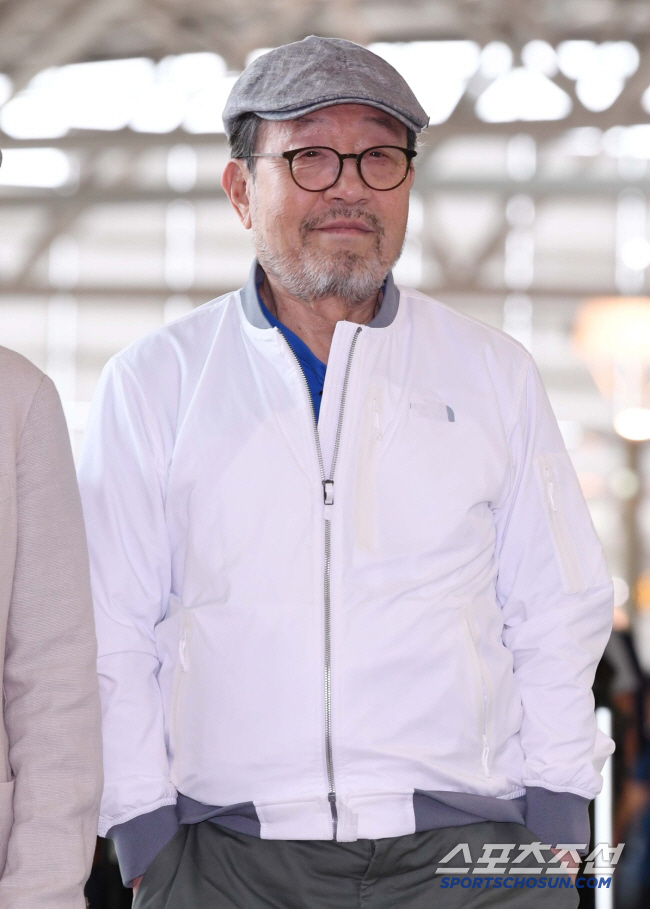 신구, 오늘(2일) 아내상...슬픔 속 아들과 상주로 빈소 지키는 중