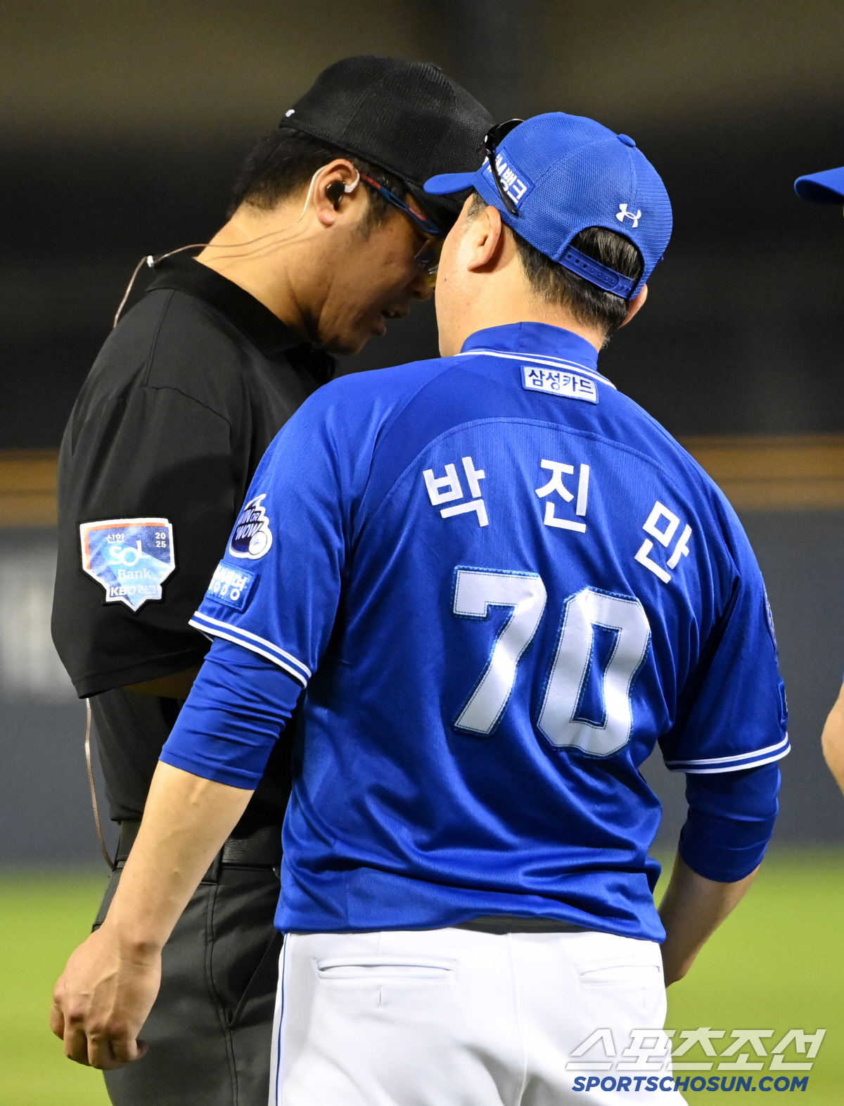 명백히 두산에 유리한 판정.. 삼성, 0-5 완패. 박진만 감독 뛰쳐나올…