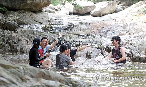 부산·울산·경남 가끔 구름 많음…낮 최고 31∼37도