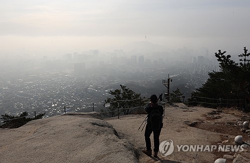 "비흡연자 폐암 증가, 대기오염이 주요 원인일 수 있어"