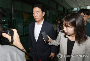 내란특검, 김성훈 전 경호차장 소환…尹 2차 조사전 혐의 다지기