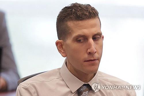 '美대학생 4명 살인' 범죄학 박사과정생, 사형 피하려 유죄 합의