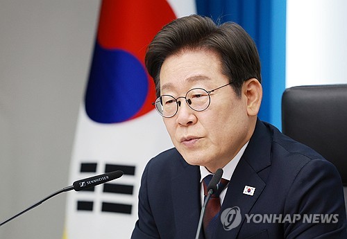 李대통령 "의료대란 해답 찾아야…의료계 대화 치밀하고 충분히"